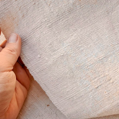 Artisanal linen fabric